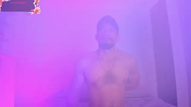 TyagoRoberts online show from October 18, 2025, 12:40 pm