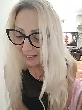  sexyBLONDE46  online show from March 6, 2026, 8:26 pm