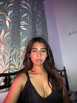 Snapshot of STRIP_GLOW chatting on March 18, 2026, 6:20 pm STRIP GLOW online show from March 18, 2026, 6:20 pm