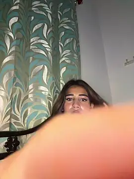 Snapshot of STRIP_GLOW chatting on March 12, 2026, 9:41 pm STRIP GLOW online show from March 12, 2026, 9:41 pm