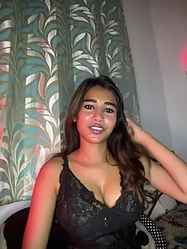 Snapshot of STRIP_GLOW chatting on March 22, 2026, 10:00 pm STRIP GLOW online show from March 22, 2026, 10:00 pm