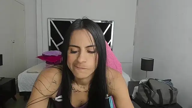 Snapshot of charlotthe_ee chatting on October 21, 2025, 6:29 pm charlotthe ee online show from October 21, 2025, 6:29 pm