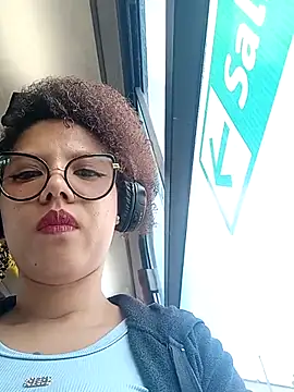 Snapshot of gigi1326 chatting on October 19, 2025, 8:00 pm gigi1326 online show from October 19, 2025, 8:00 pm