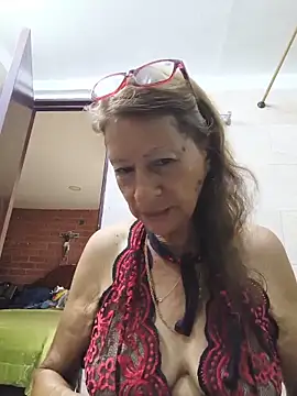 MaryLunne online show from May 24, 2026, 10:20 pm
