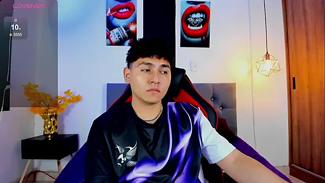 Nicolas James Sc online show from November 10, 2025, 1:38 pm