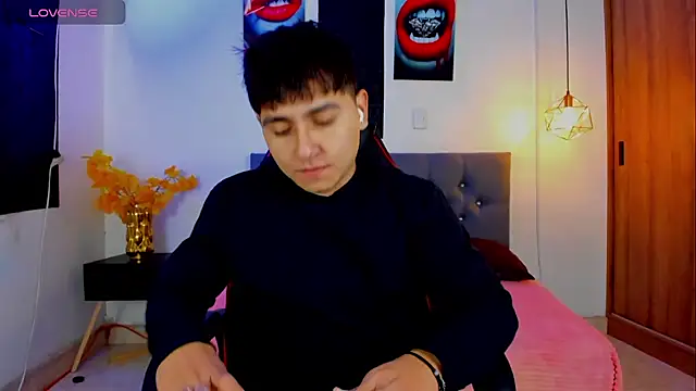 Nicolas James Sc online show from November 29, 2025, 12:49 pm