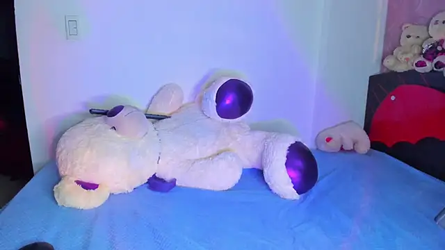 Snapshot of Burcu_yaran chatting on September 24, 2025, 11:10 pm Burcu yaran online show from September 24, 2025, 11:10 pm