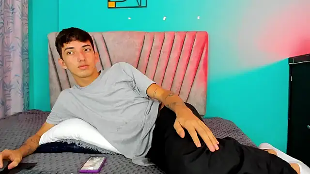 Maikol Ortiz online show from March 15, 2026, 12:23 pm