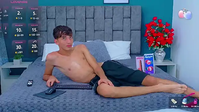 Maikol Ortiz online show from October 19, 2025, 2:42 pm