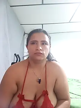 Snapshot of SaraDirty- chatting on October 2, 2025, 4:16 am SaraDirty- online show from October 2, 2025, 4:16 am