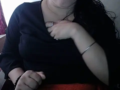 rekha 09 online show from November 12, 2025, 7:34 am