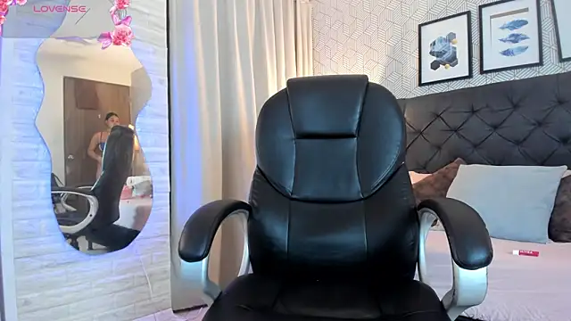 Snapshot of sophie__blare chatting on September 13, 2025, 8:09 pm sophie blare online show from September 13, 2025, 8:09 pm