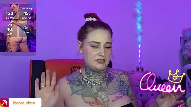 Snapshot of blazed_vixen chatting on May 30, 2026, 11:21 pm blazed vixen online show from May 30, 2026, 11:21 pm