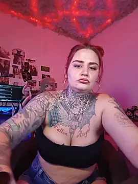 Snapshot of blazed_vixen chatting on May 29, 2026, 11:22 pm blazed vixen online show from May 29, 2026, 11:22 pm