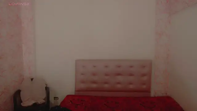 merlinacandy online show from October 27, 2025, 6:14 am