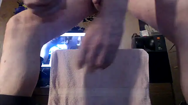 BiglovelyXXL online show from March 11, 2026, 9:03 am