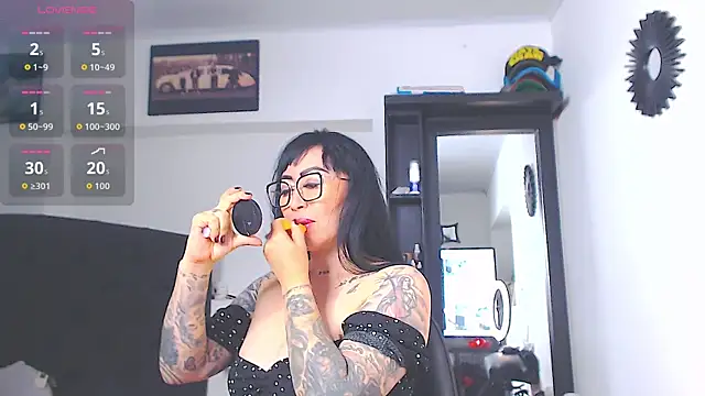 Vicky hotmilf online show from June 9, 2026, 11:11 am