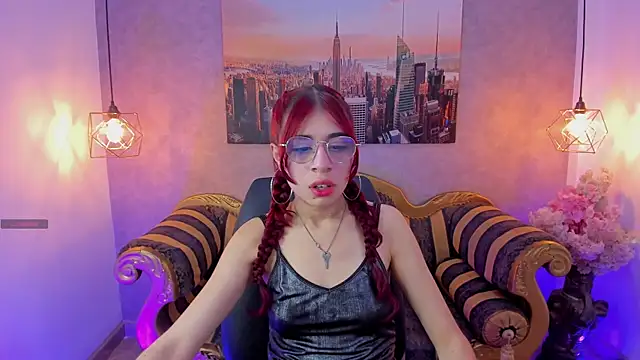 Snapshot of Gaby_louse chatting on September 19, 2025, 1:37 pm Gaby louse online show from September 19, 2025, 1:37 pm