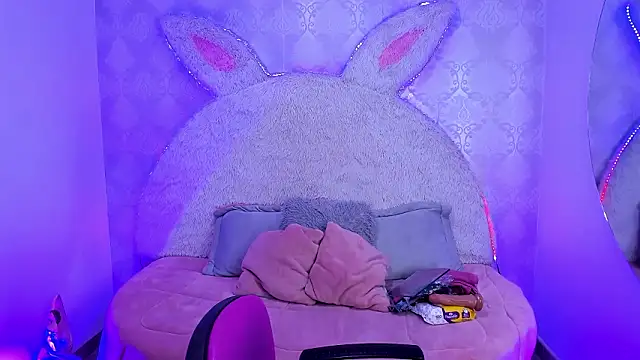 Gaby louse online show from February 11, 2026, 7:25 pm