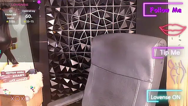 Snapshot of xUrGoddess_Bellax chatting on October 29, 2025, 1:32 pm xUrGoddess Bellax online show from October 29, 2025, 1:32 pm