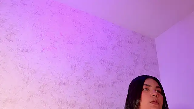 Mia and lexy online show from May 14, 2026, 3:14 am