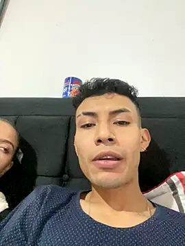 Snapshot of coupledesire18 chatting on November 22, 2025, 4:22 am coupledesire18 online show from November 22, 2025, 4:22 am