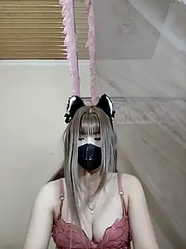 Snapshot of Helen69x chatting on November 4, 2025, 4:00 pm Helen69x online show from November 4, 2025, 4:00 pm