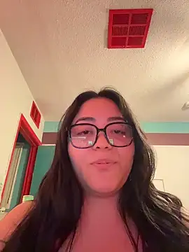 MyHoneyFrida online show from June 13, 2026, 4:43 am