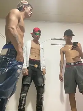 Snapshot of spicyboysvenezuelan chatting on November 18, 2025, 6:28 am spicyboysvenezuelan online show from November 18, 2025, 6:28 am