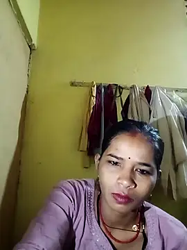 Snapshot of Jaya_Iyer chatting on October 3, 2025, 12:14 am Jaya Iyer online show from October 3, 2025, 12:14 am