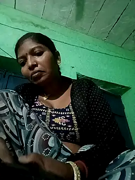 Snapshot of Jivika_Jaiswal chatting on November 16, 2025, 1:10 am Jivika Jaiswal online show from November 16, 2025, 1:10 am