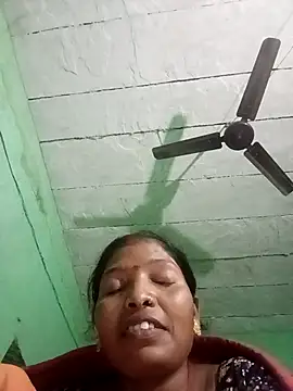 Snapshot of Jivika_Jaiswal chatting on November 6, 2025, 2:54 pm Jivika Jaiswal online show from November 6, 2025, 2:54 pm