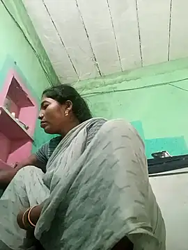 Snapshot of Jivika_Jaiswal chatting on October 8, 2025, 2:46 am Jivika Jaiswal online show from October 8, 2025, 2:46 am
