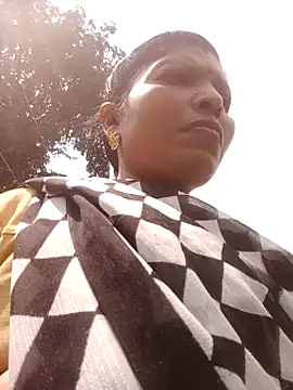 Snapshot of Jivika_Jaiswal chatting on September 20, 2025, 7:02 am Jivika Jaiswal online show from September 20, 2025, 7:02 am