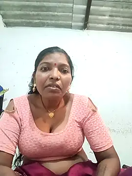 Snapshot of Jivika_Jaiswal chatting on January 13, 2026, 12:15 am Jivika Jaiswal online show from January 13, 2026, 12:15 am