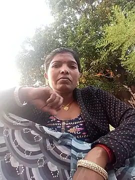 Snapshot of Jivika_Jaiswal chatting on November 15, 2025, 11:25 am Jivika Jaiswal online show from November 15, 2025, 11:25 am