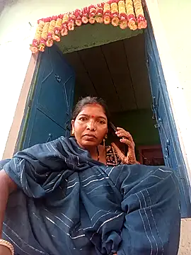 Snapshot of Jivika_Jaiswal chatting on October 16, 2025, 2:20 am Jivika Jaiswal online show from October 16, 2025, 2:20 am