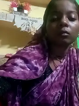 Snapshot of Hema4545 chatting on September 8, 2025, 5:23 pm Hema4545 online show from September 8, 2025, 5:23 pm
