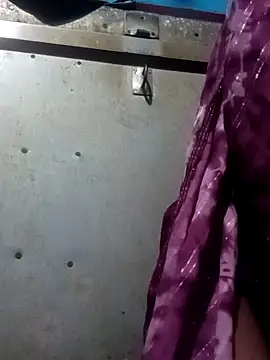 Hema4545 online show from October 29, 2025, 8:19 pm