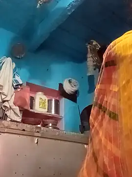 Hema4545 online show from November 6, 2025, 5:33 am