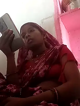 Snapshot of Hema4545 chatting on September 25, 2025, 7:36 am Hema4545 online show from September 25, 2025, 7:36 am