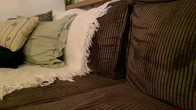 OnlyMims99 online show from October 23, 2025, 6:06 pm