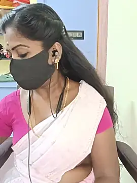 Snapshot of tamilammukuttyy chatting on June 29, 2026, 6:29 pm tamilammukuttyy online show from June 29, 2026, 6:29 pm