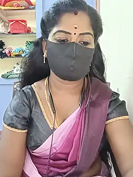 Snapshot of tamilammukuttyy chatting on June 27, 2026, 12:33 pm tamilammukuttyy online show from June 27, 2026, 12:33 pm