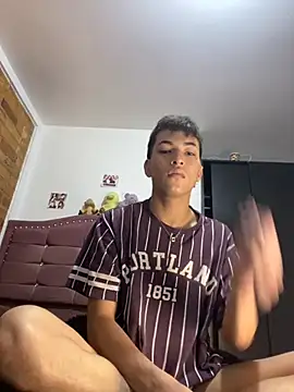 Snapshot of Thiago_blsd chatting on September 10, 2025, 6:07 pm Thiago blsd online show from September 10, 2025, 6:07 pm