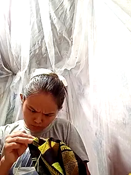 xinhxinhcute online show from October 2, 2025, 2:15 am