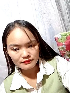 xinhxinhcute online show from September 24, 2025, 3:24 am