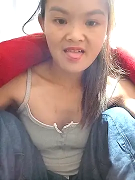 xinhxinhcute online show from October 17, 2025, 11:28 pm