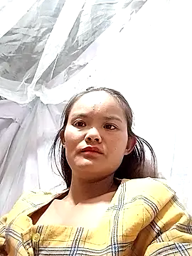 xinhxinhcute online show from September 28, 2025, 10:39 pm