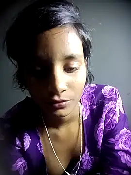 Hot Mayra  online show from November 14, 2025, 3:48 pm